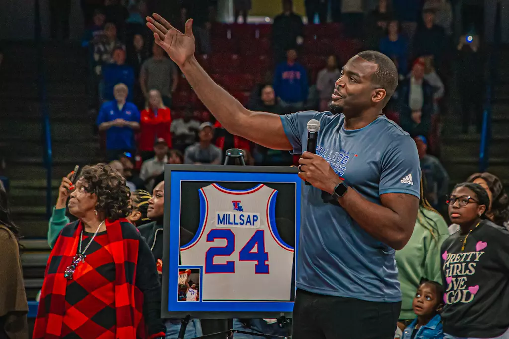 Bulldogs get revenge on Bearkats, celebrate the jersey retirement of Paul Millsap