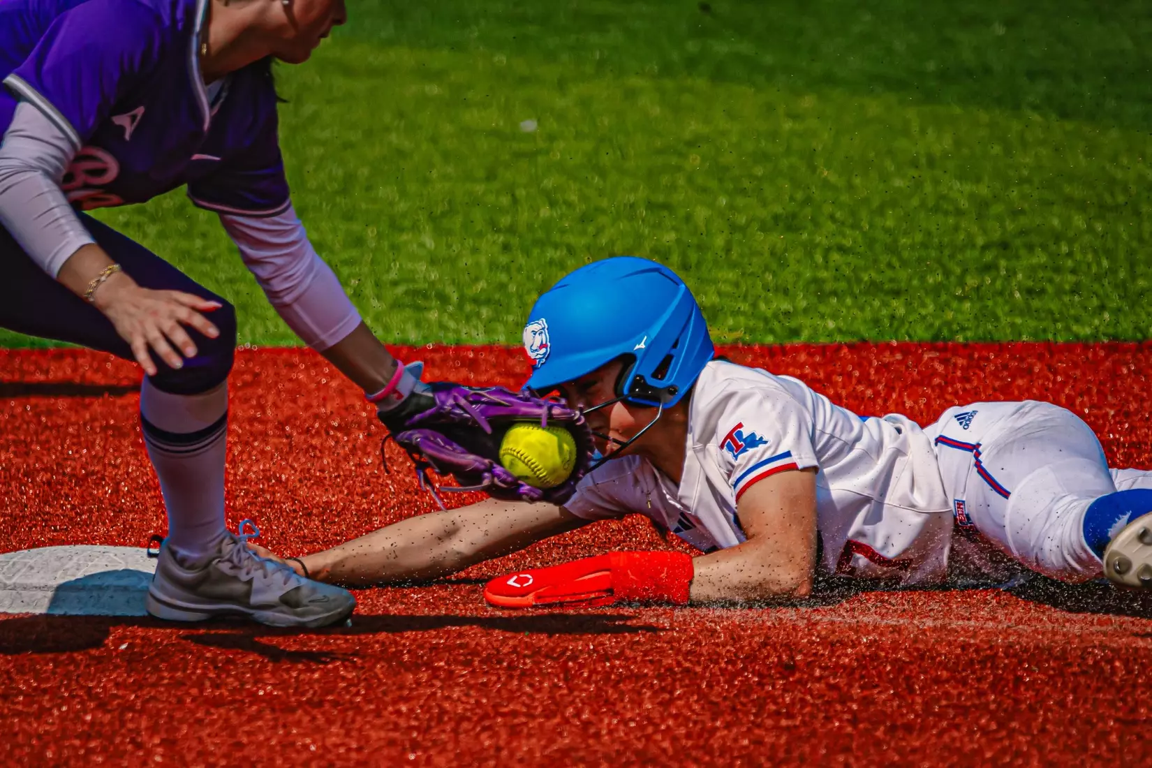 LA Tech defeats UCA 6-3 to close Bulldog Classic.