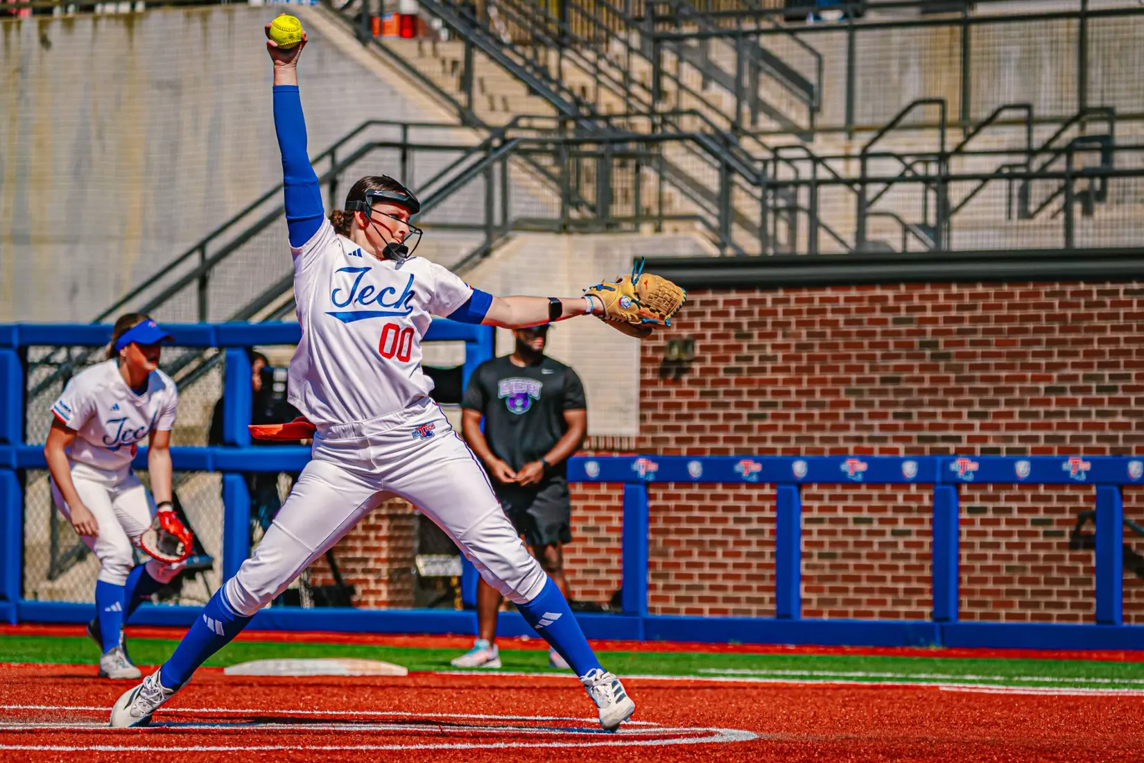 LA Tech defeats UCA 6-3 to close Bulldog Classic.