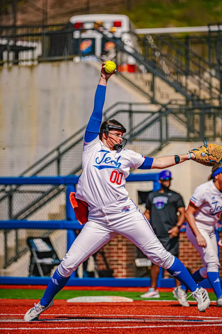 LA Tech defeats UCA 6-3 to close Bulldog Classic.