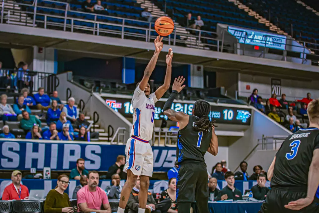 Bulldogs advance to the CUSA Men's Basketball Championship semifinals with an 80-69 victory over Middle Tennessee on Thursday night