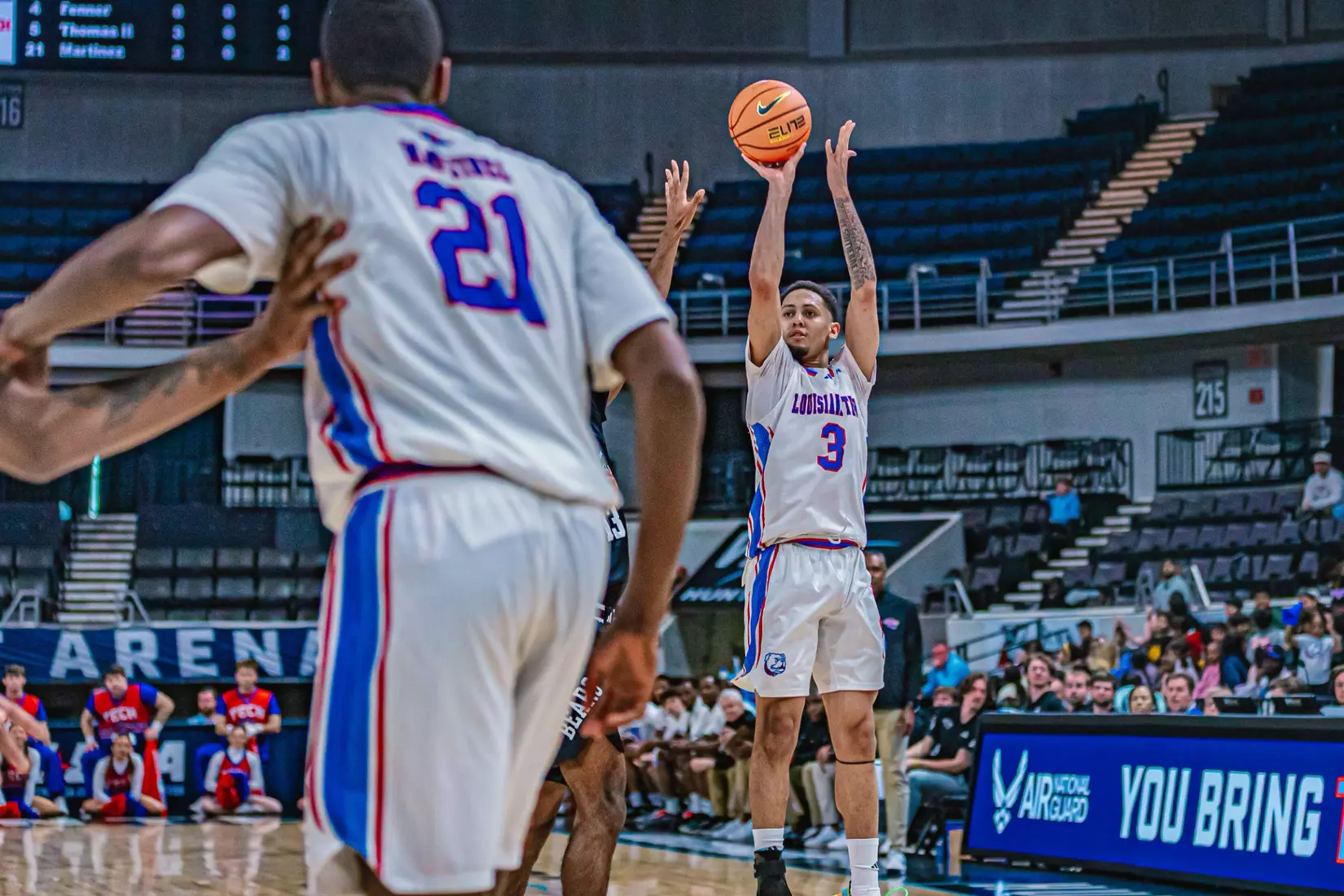 Bulldogs advance to the CUSA title game with 69-66 win over the Bears on Friday