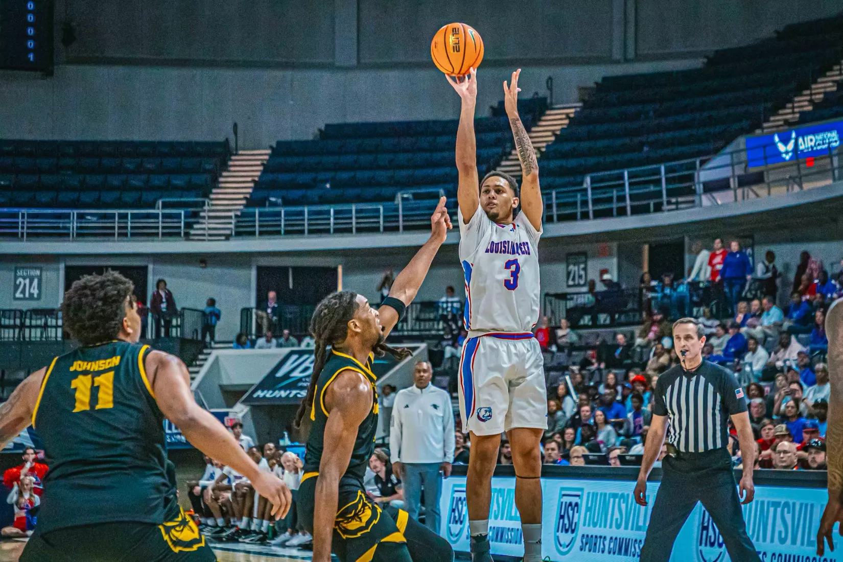 Bulldogs fall in title game to Owls