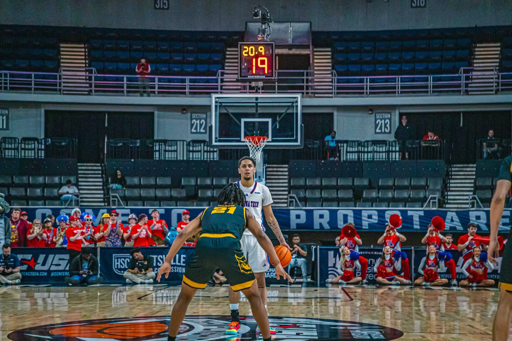 Bulldogs fall in title game to Owls