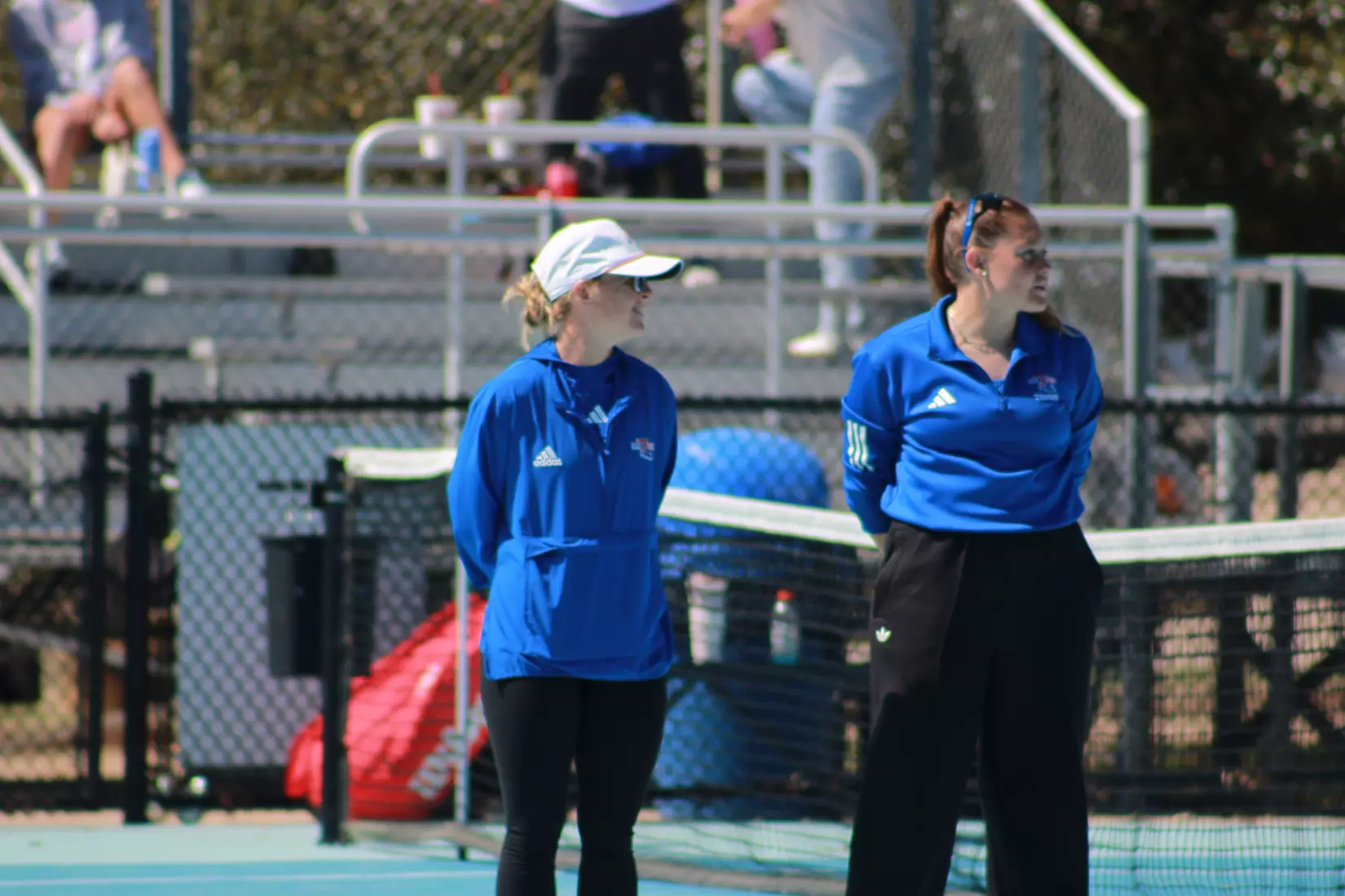 Bulldogs blank Bears 4-0 at home, claim 10th win of the season and seventh straight