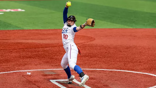 Allie Floyd vs. UD