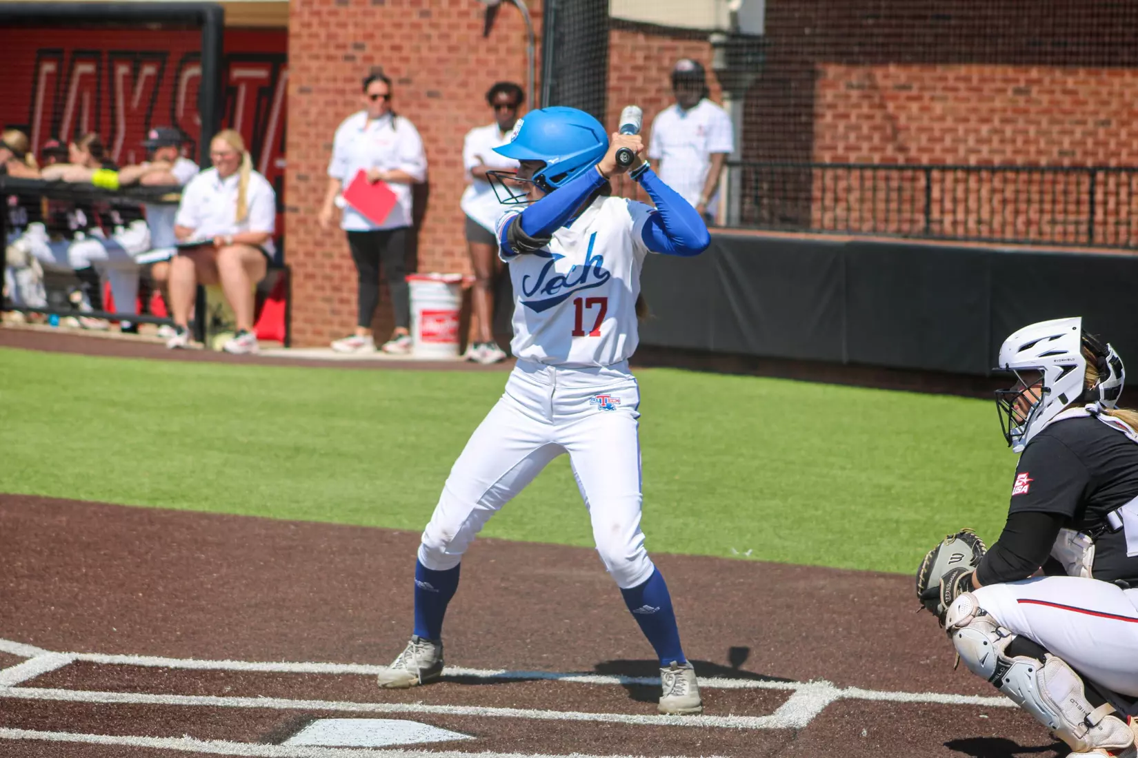 Bulldogs fall in extras in series finale.