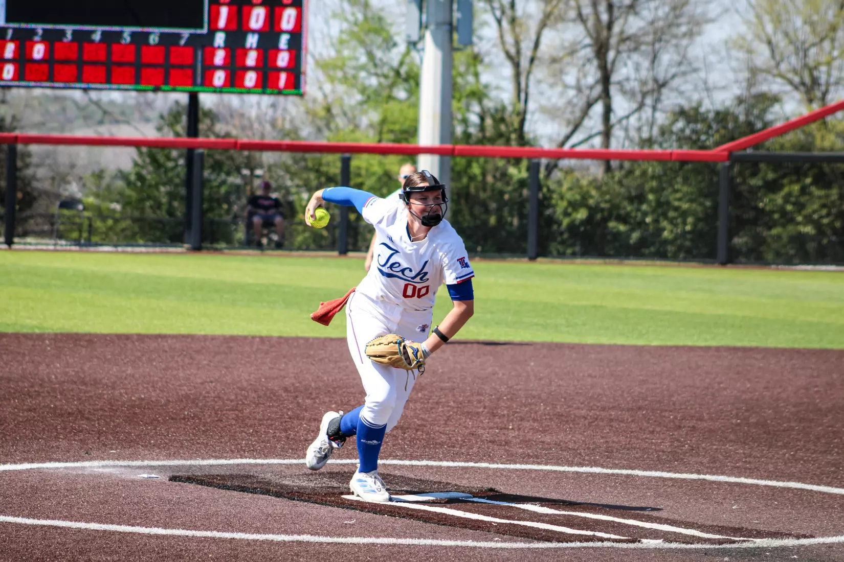 Bulldogs fall in extras in series finale.