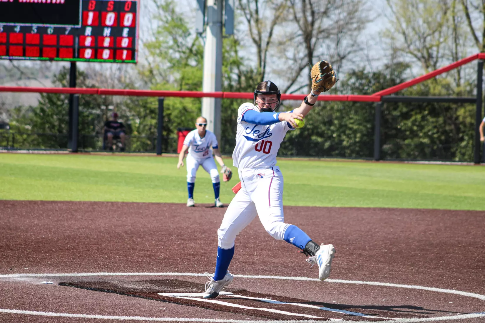 Bulldogs fall in extras in series finale.