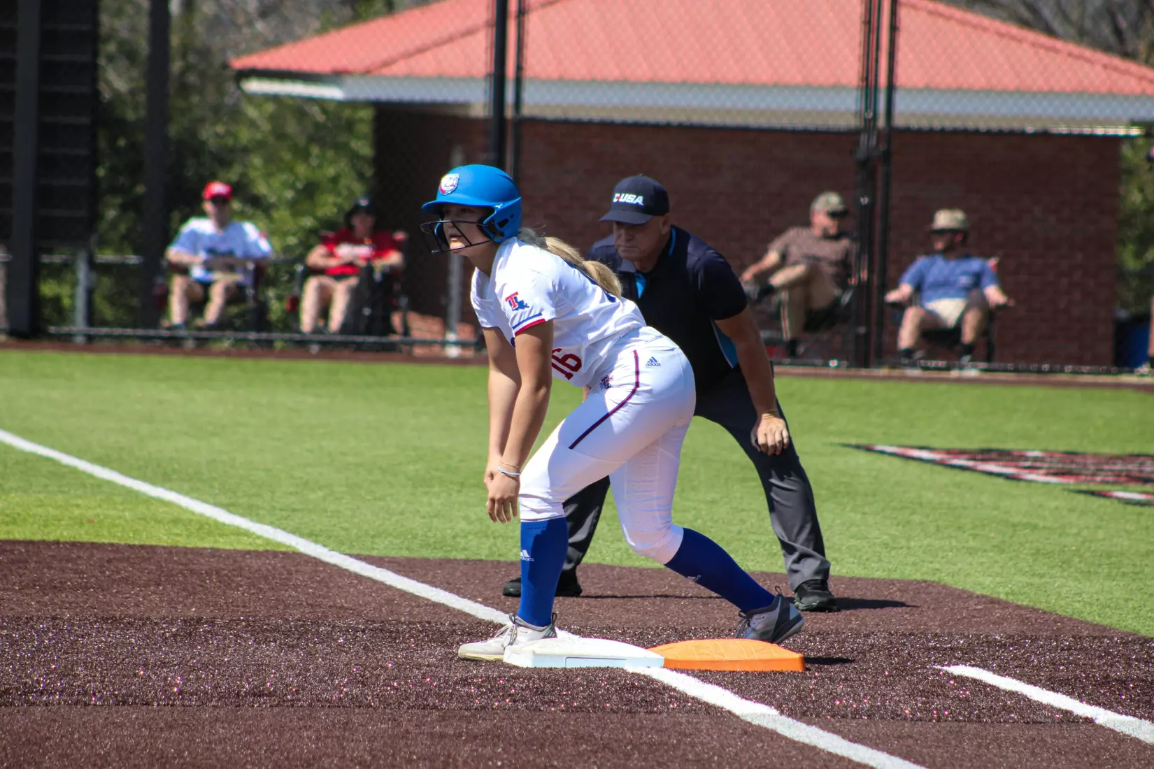 Bulldogs fall in extras in series finale.