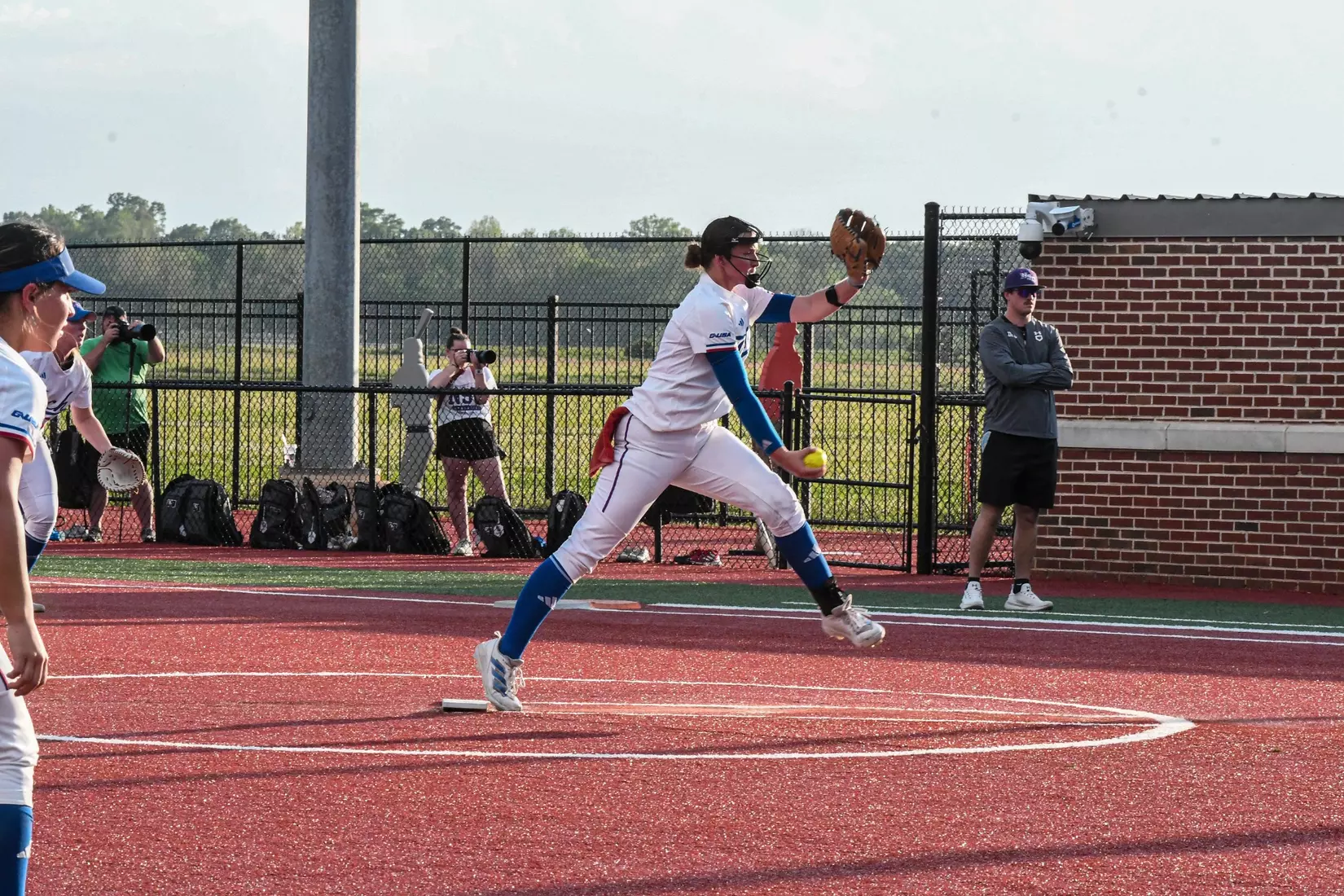 Bulldogs fall in midweek to Lady Demons.