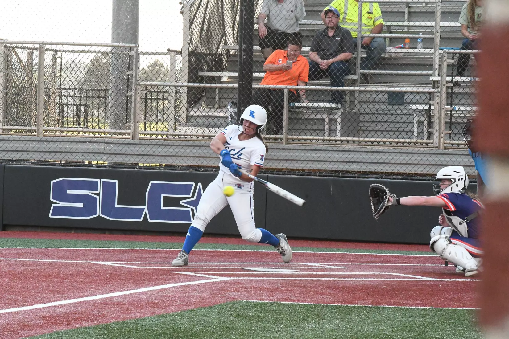 Bulldogs fall in midweek to Lady Demons.