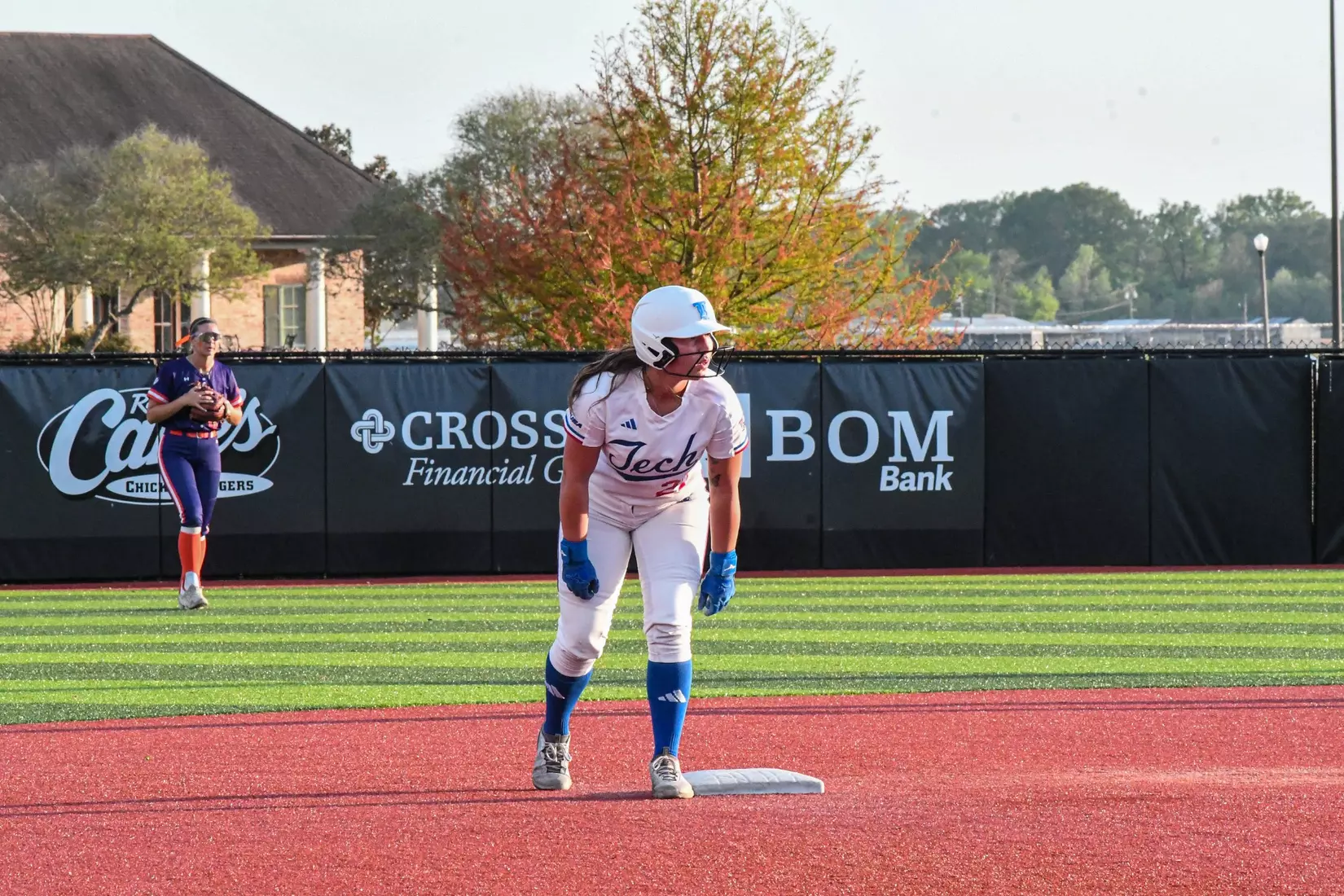 Bulldogs fall in midweek to Lady Demons.