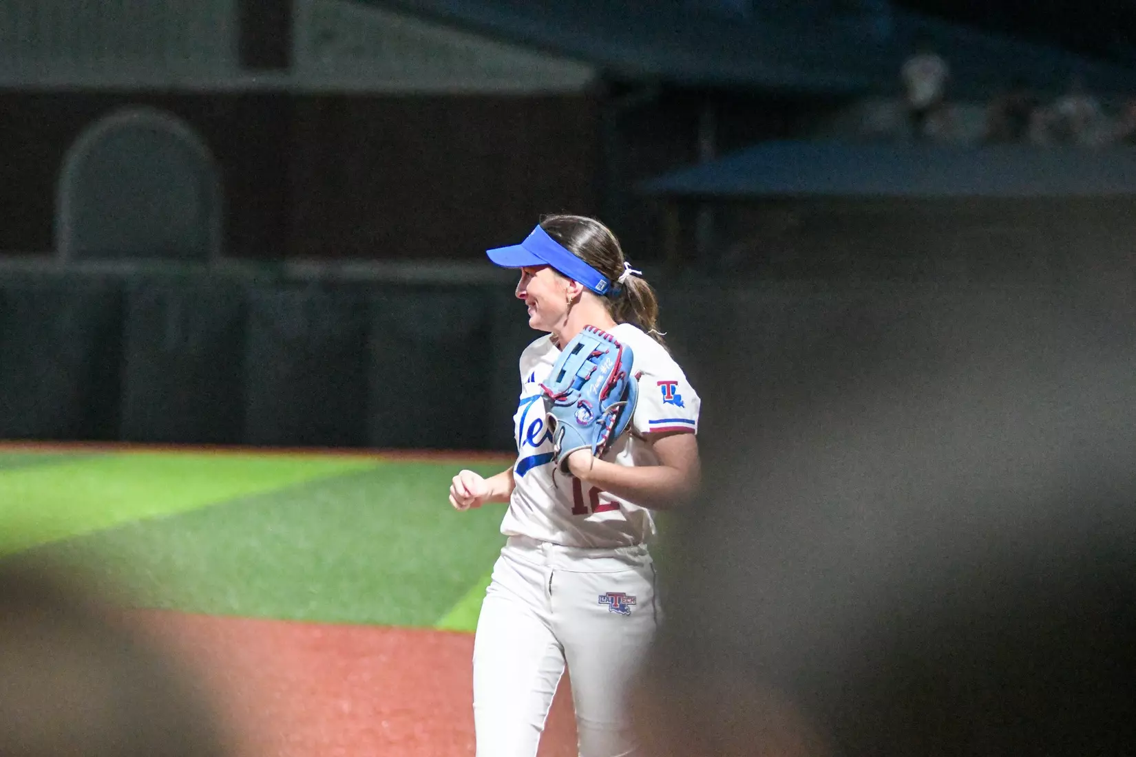 Bulldogs fall in midweek to Lady Demons.