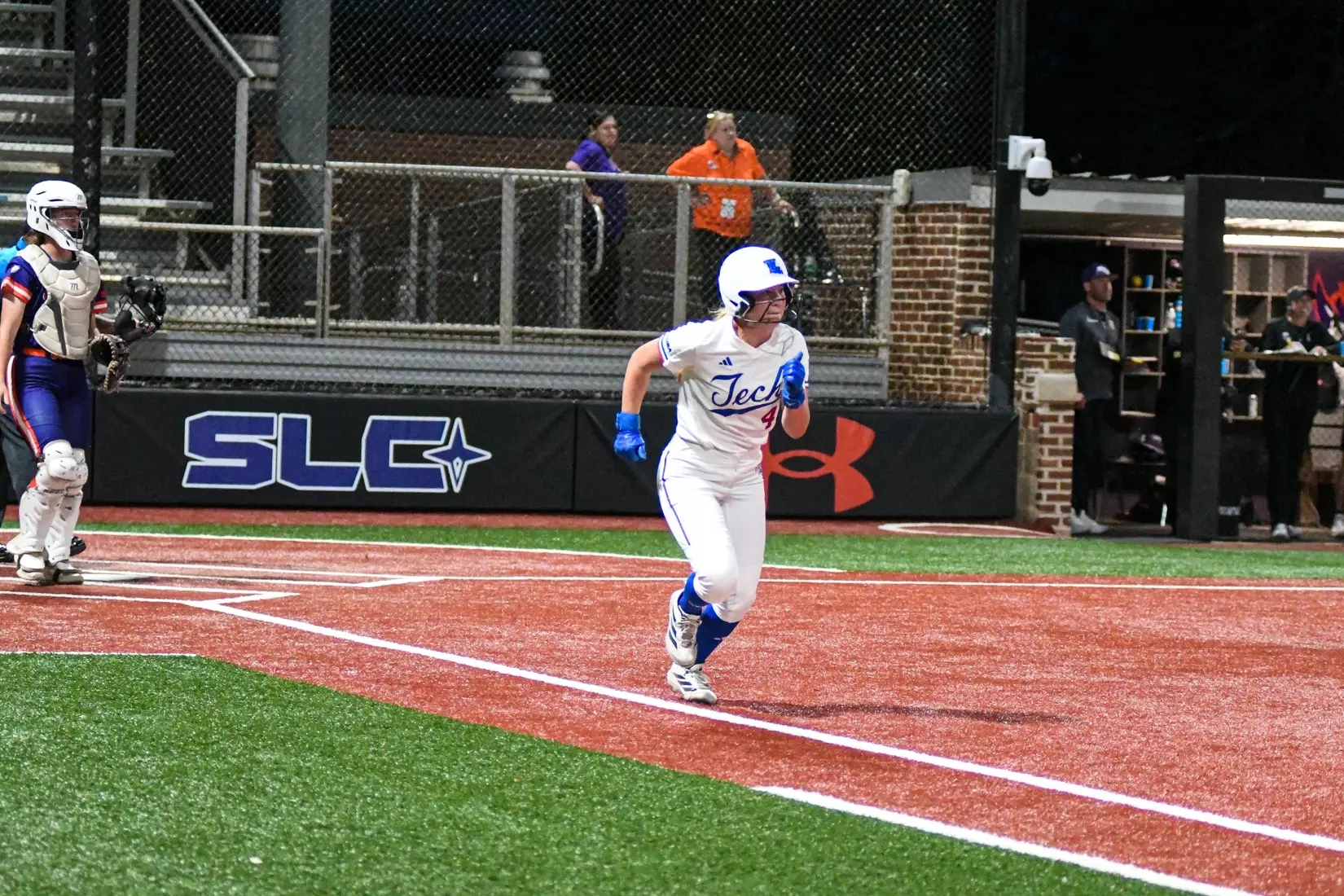 Bulldogs fall in midweek to Lady Demons.