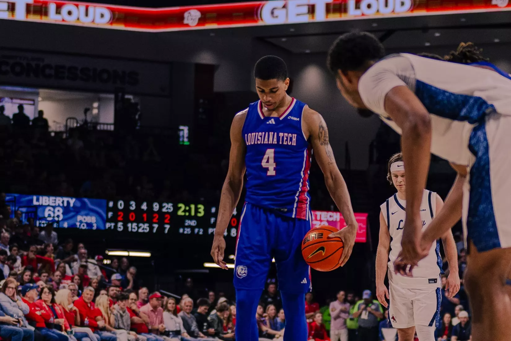 AJ Bates scores career-high 34 points, Bulldogs upset Flames in Lynchburg