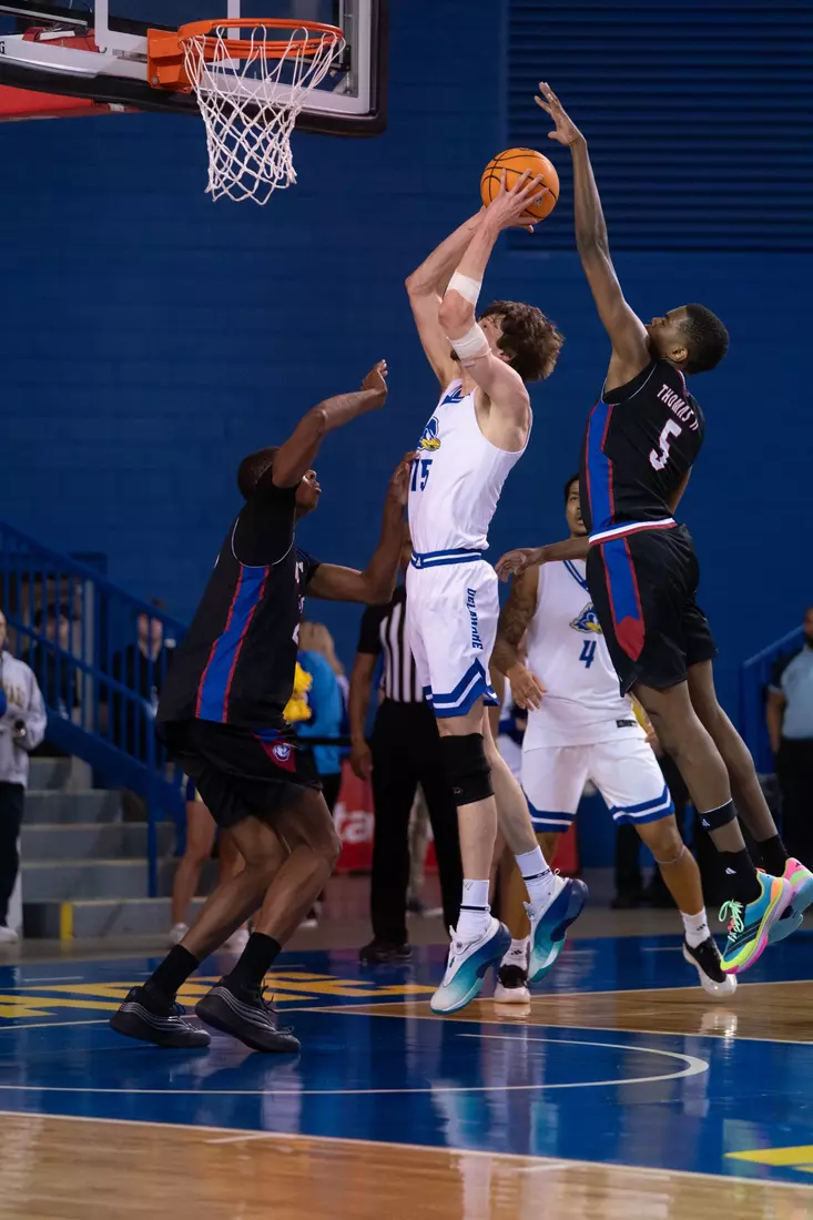 Bulldogs rout Blue Hens, 81-38, in regular season finale
