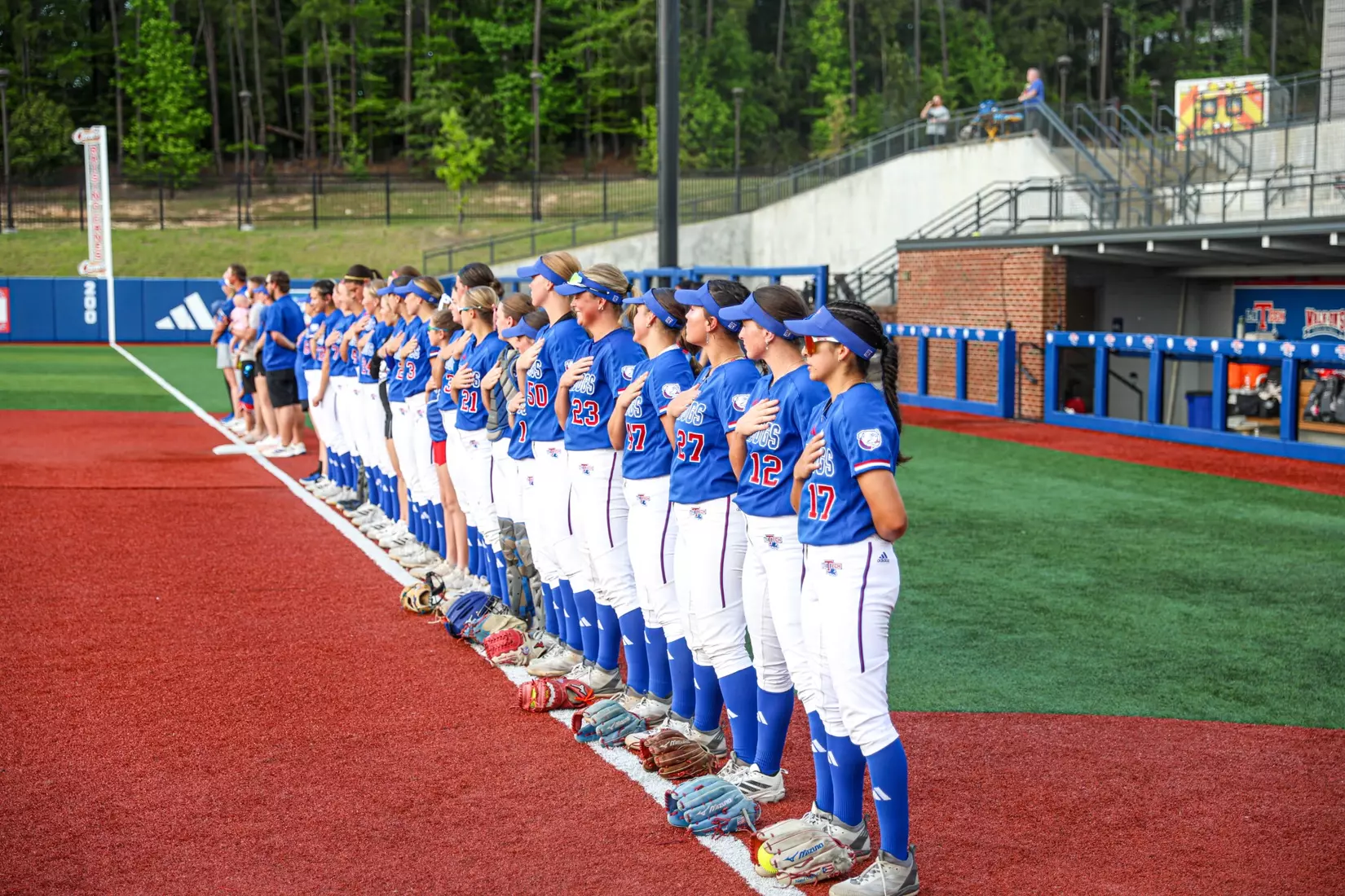 Bulldogs fall 4-3 in series opener to FIU.