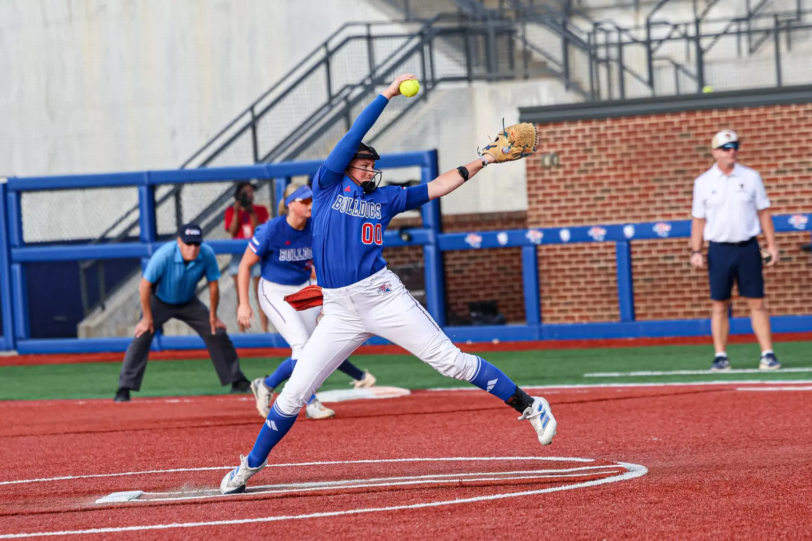 Bulldogs fall 4-3 in series opener to FIU.