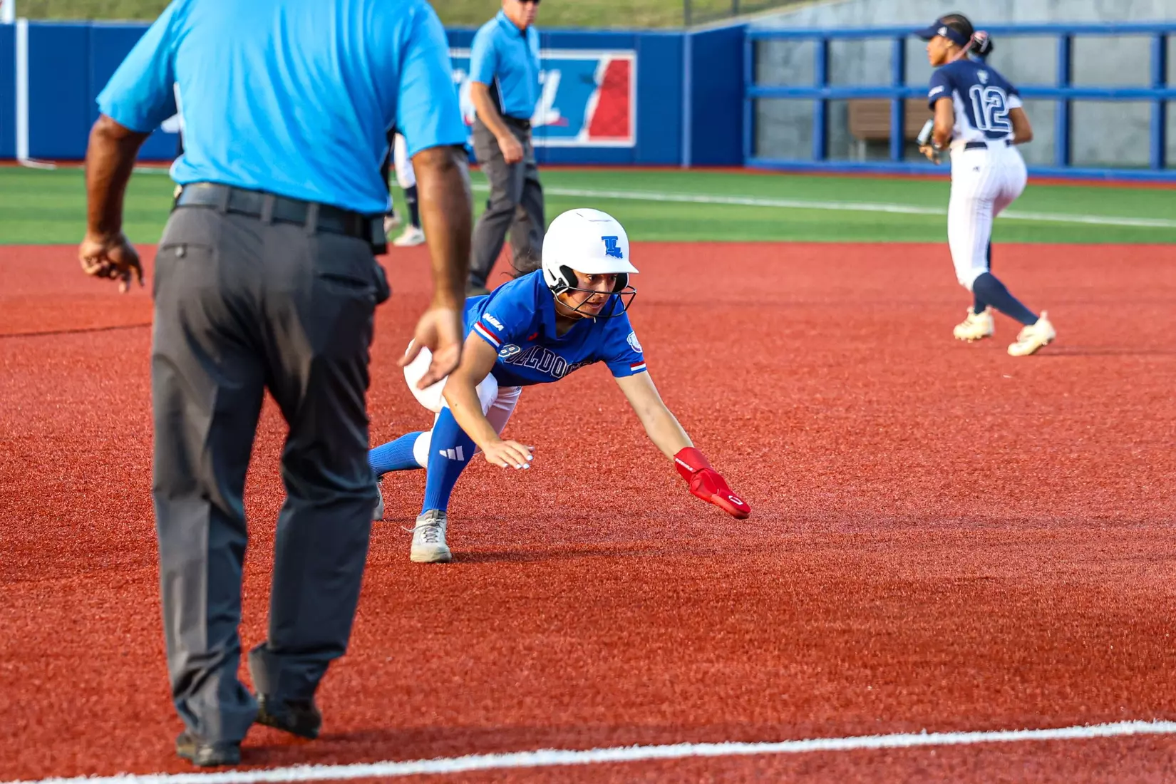 Bulldogs fall 4-3 in series opener to FIU.