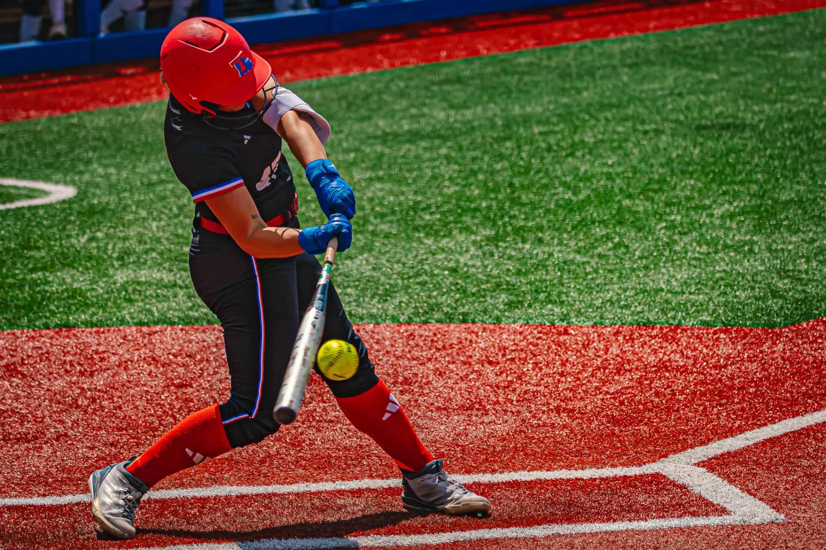 LA Tech defeats FIU 6-3 on Saturday to even series.