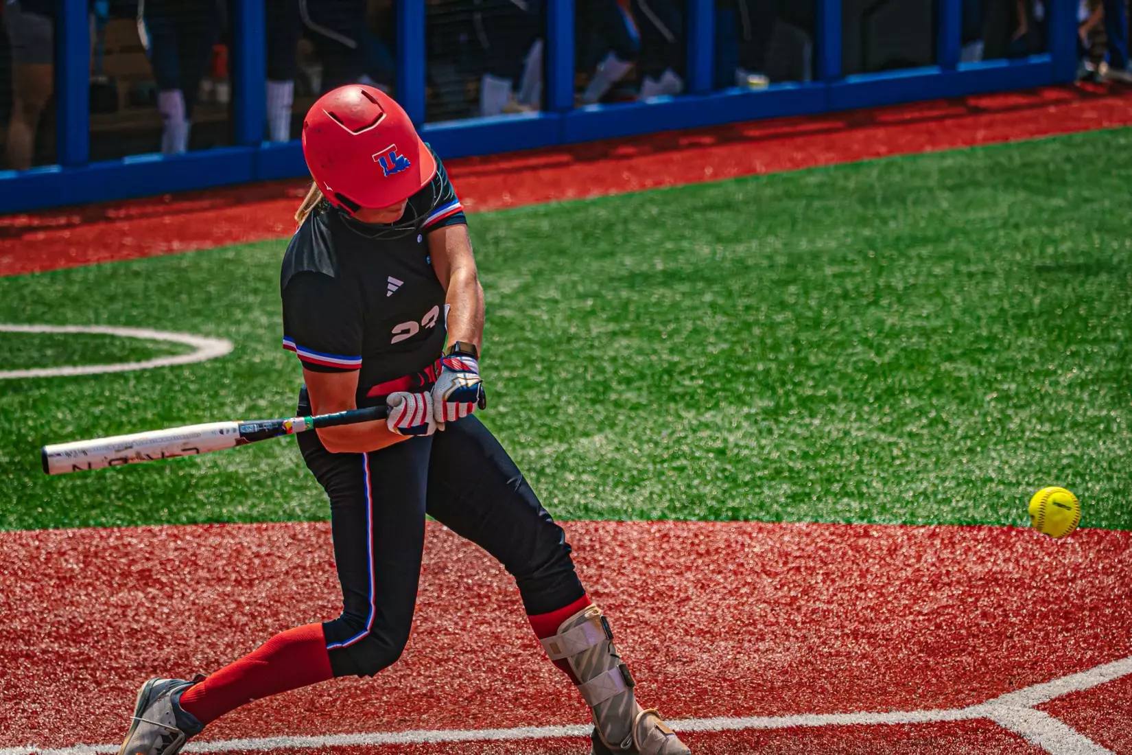 LA Tech defeats FIU 6-3 on Saturday to even series.
