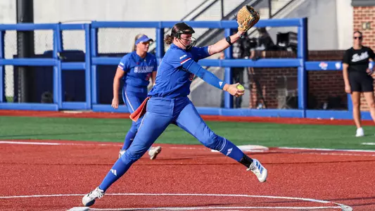Allie Floyd vs. Sam Houston