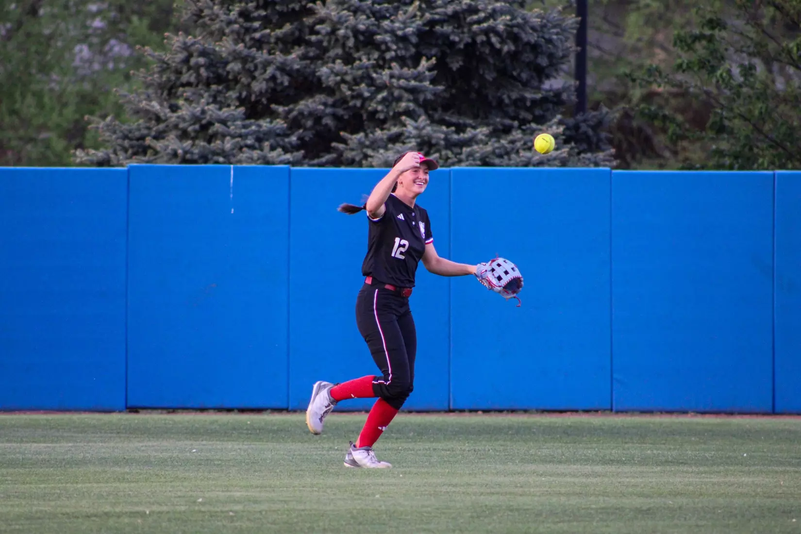 Bulldogs defeat Blue Raiders 6-4.
