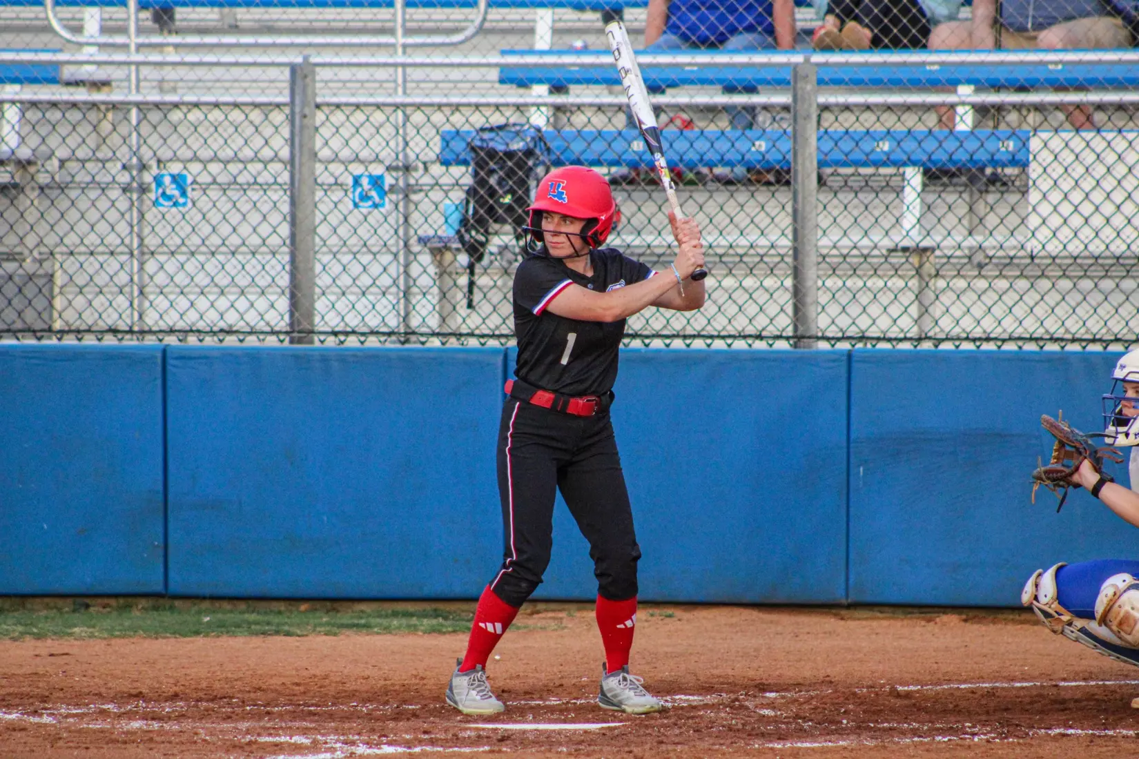 Bulldogs defeat Blue Raiders 6-4.