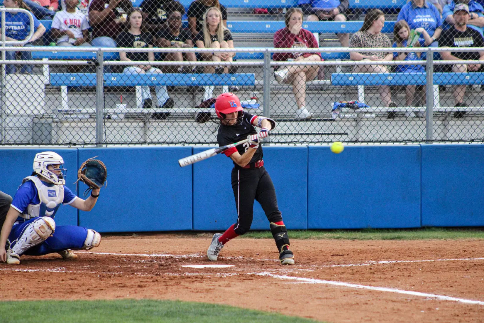 Bulldogs defeat Blue Raiders 6-4.