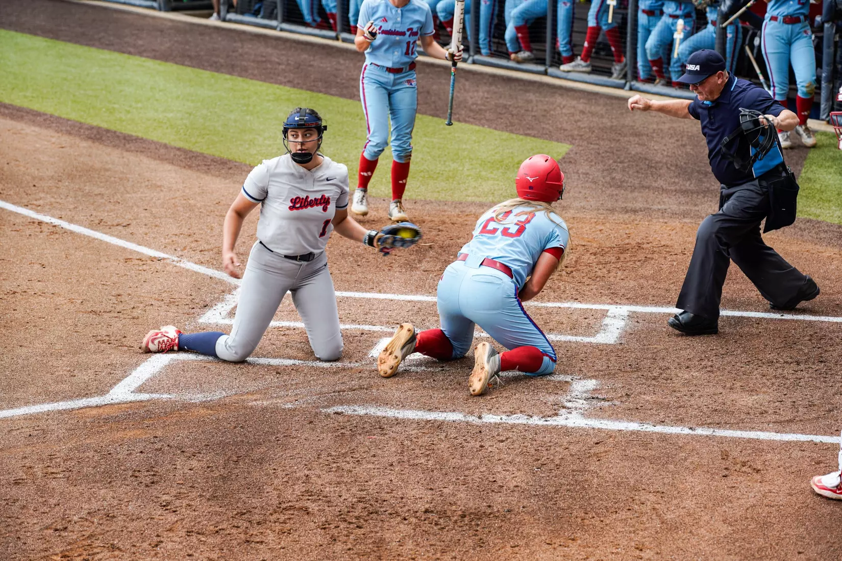 Bulldogs blank Flames 10-0 on Saturday to secure series victory.