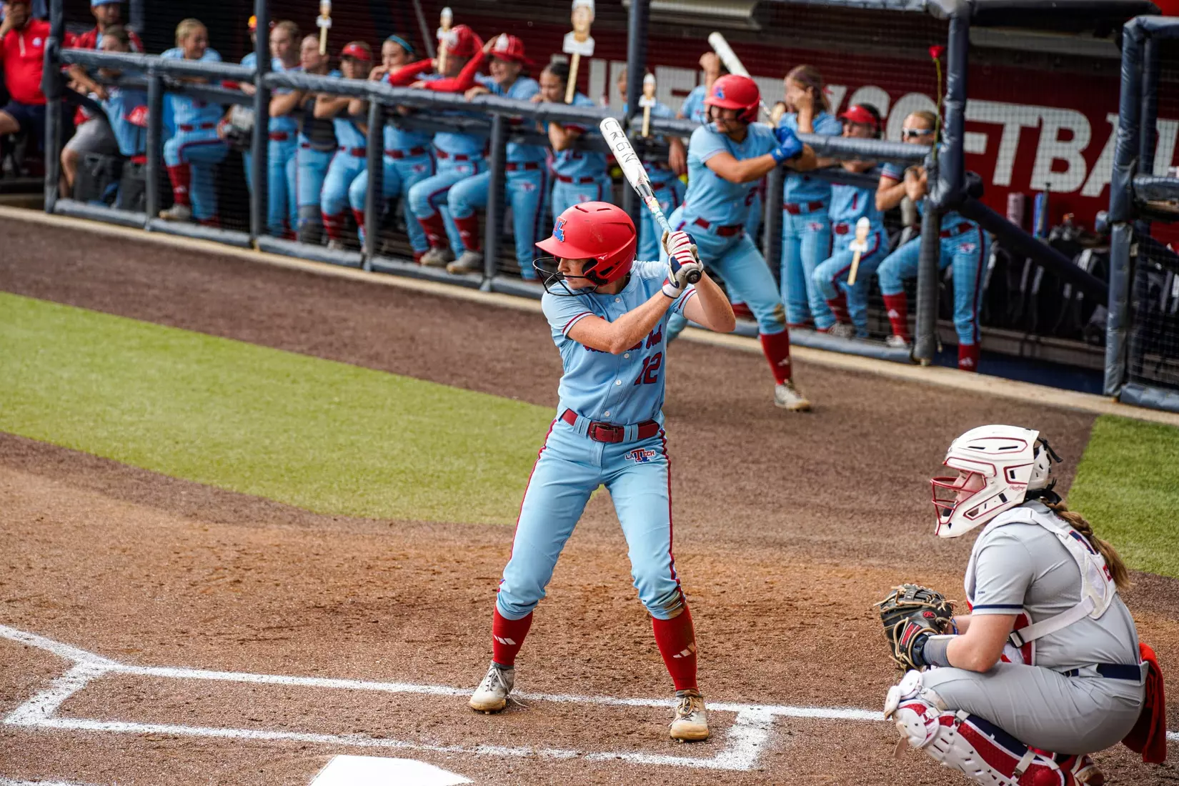 Bulldogs blank Flames 10-0 on Saturday to secure series victory.