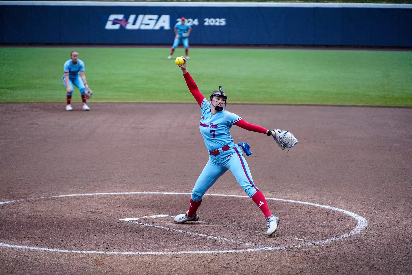 Bulldogs blank Flames 10-0 on Saturday to secure series victory.