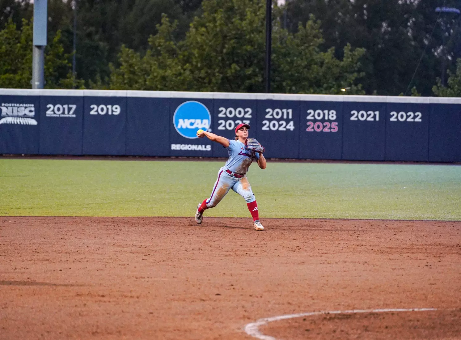 Bulldogs blank Flames 10-0 on Saturday to secure series victory.