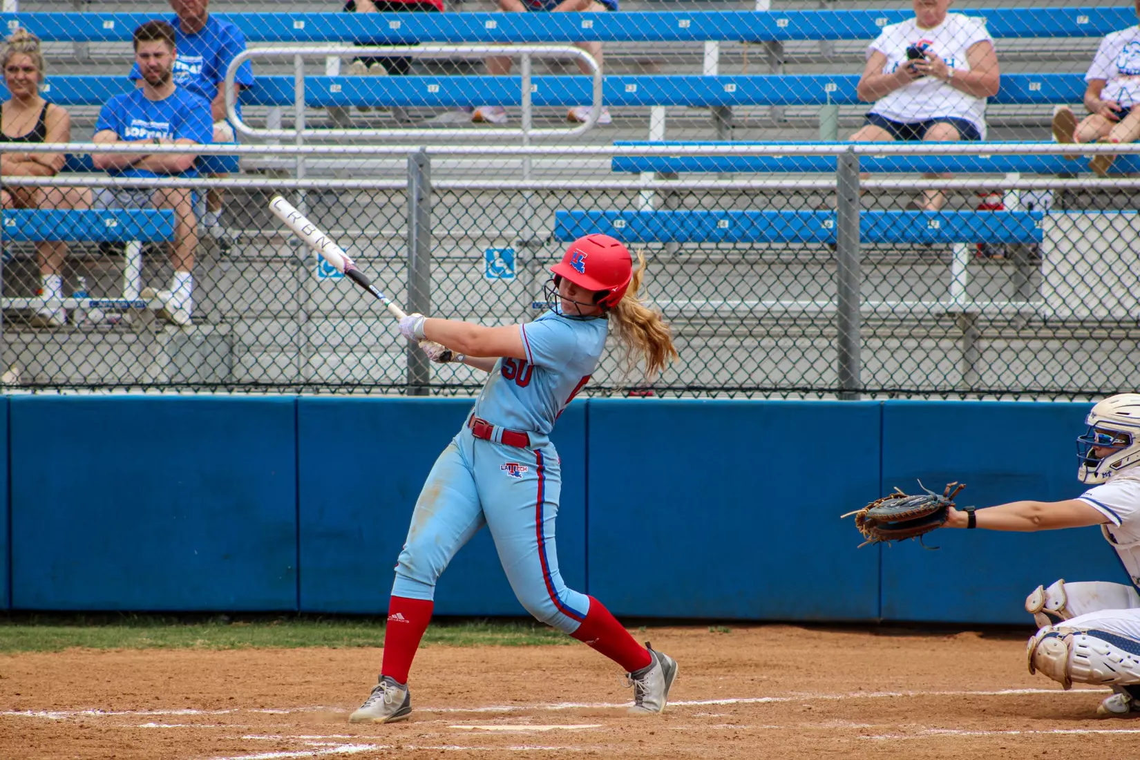 Bulldogs fall in series finale.