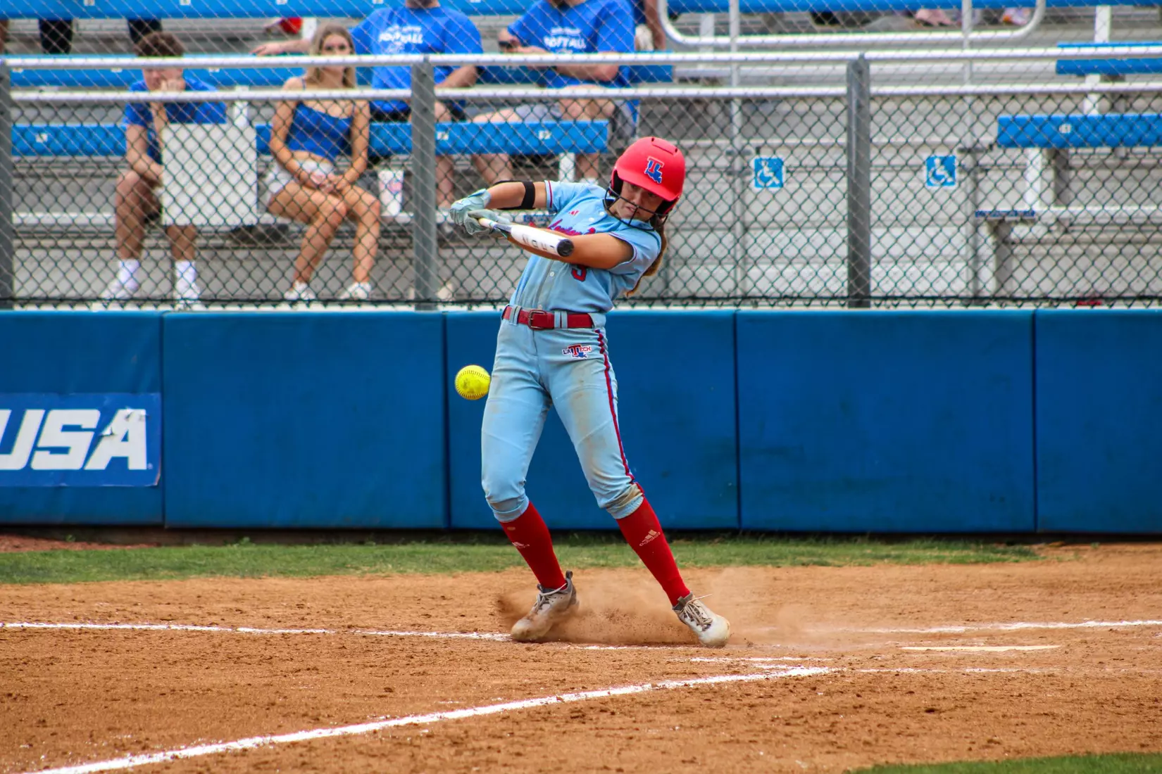 Bulldogs fall in series finale.
