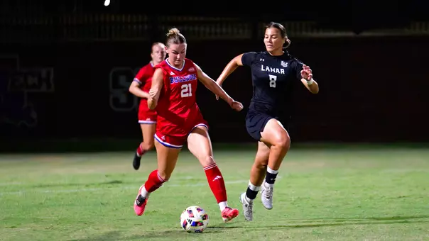 Madeline Gray vs. Lamar