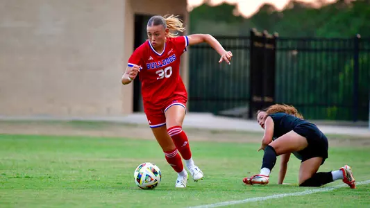 Juliette Starck vs. Lamar