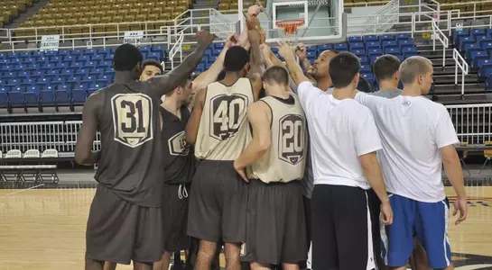 Mens Basketball End of Practice