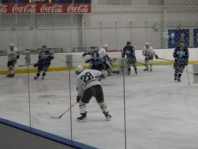 Ryan Lexa receives pass