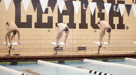 Swimming Wide Chris Hoke 2328