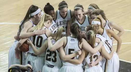 WBB Team Huddle