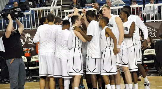 Men's Basketball Team