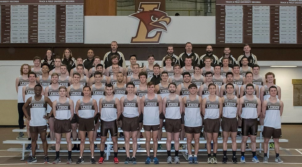 2016-17 Men's Track Team Photo
