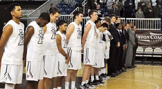 Men's Basketball Team