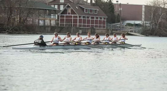 Women's Rowing Varsity Eight