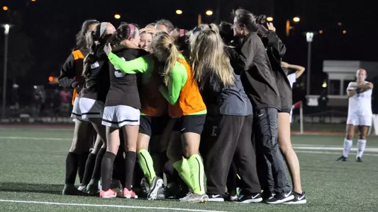Women's Soccer Team Temple