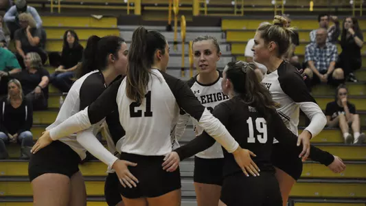 Lehigh Volleyball Huddle
