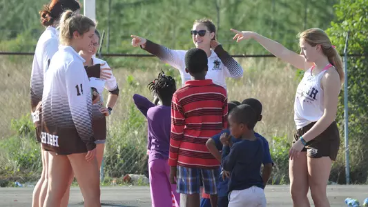 Lehigh Women's Basketball Volunteering