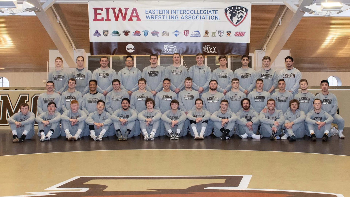 2018-19 Wrestling Team Photo